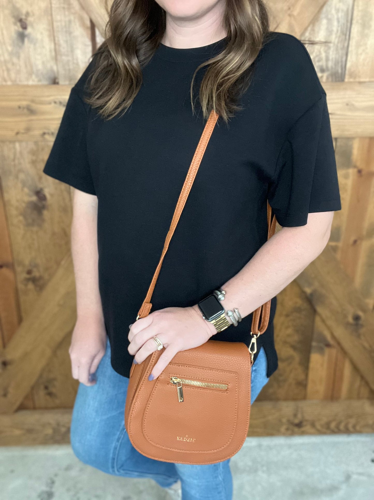 Camden Mini Messenger - Chestnut