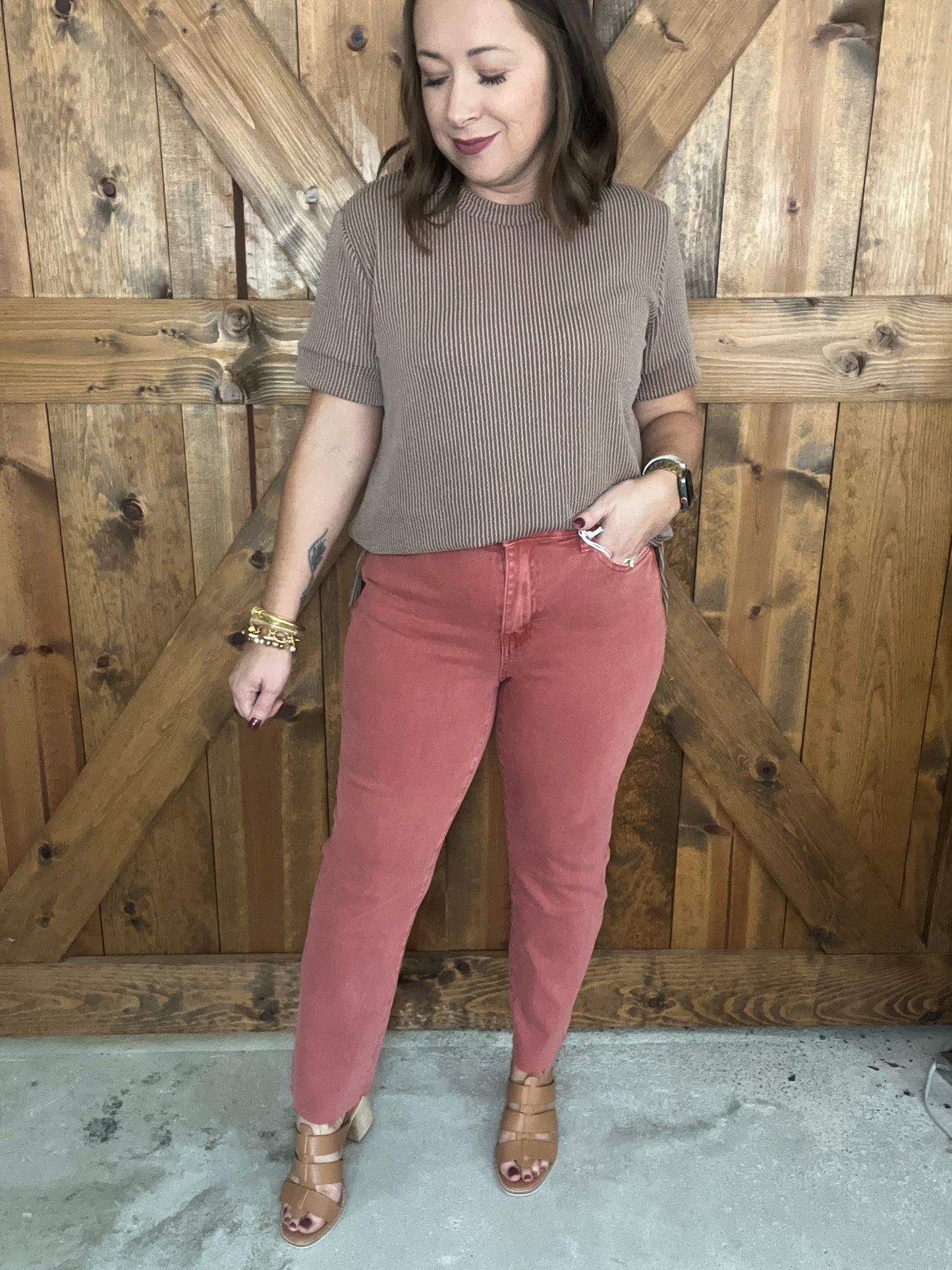 Colored Straight Crop - Cabernet