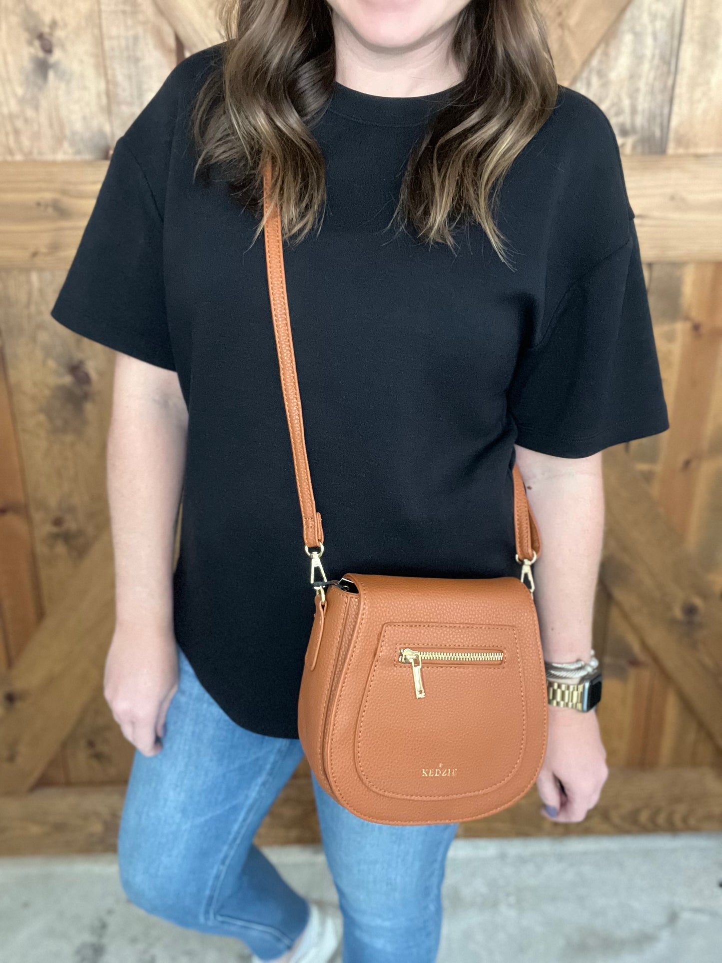 Camden Mini Messenger - Chestnut