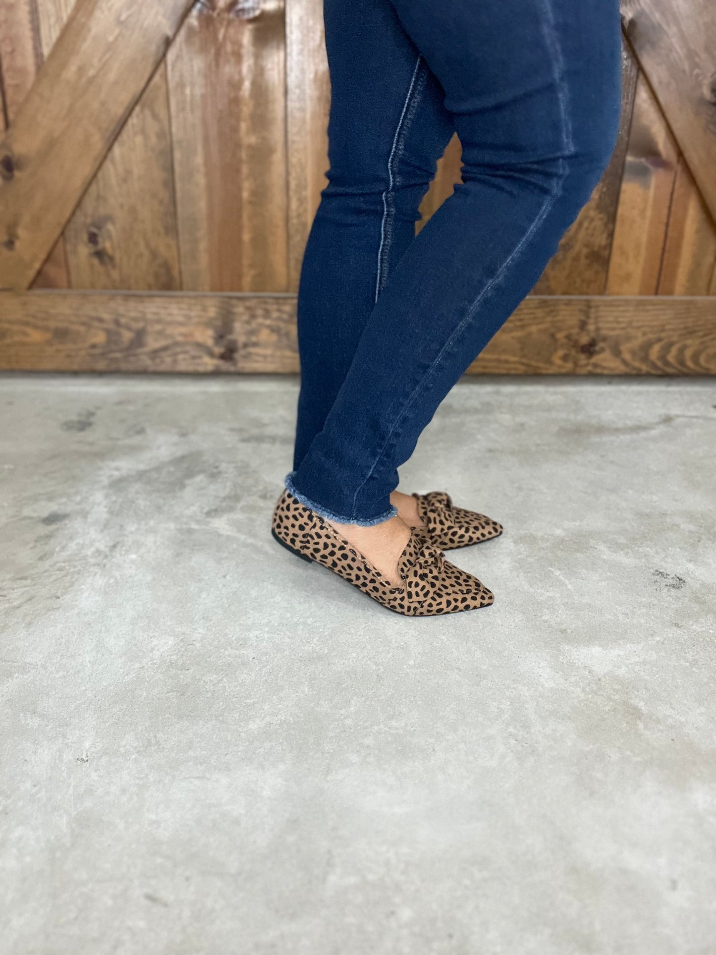Cheetah Knot Flats