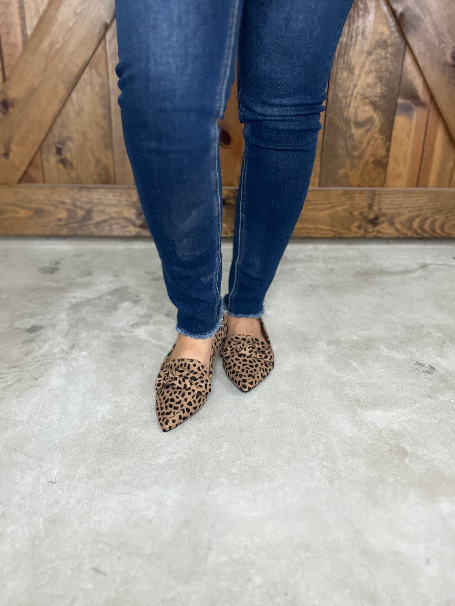Cheetah Knot Flats
