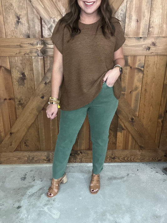 Colored Straight Crop - Olive