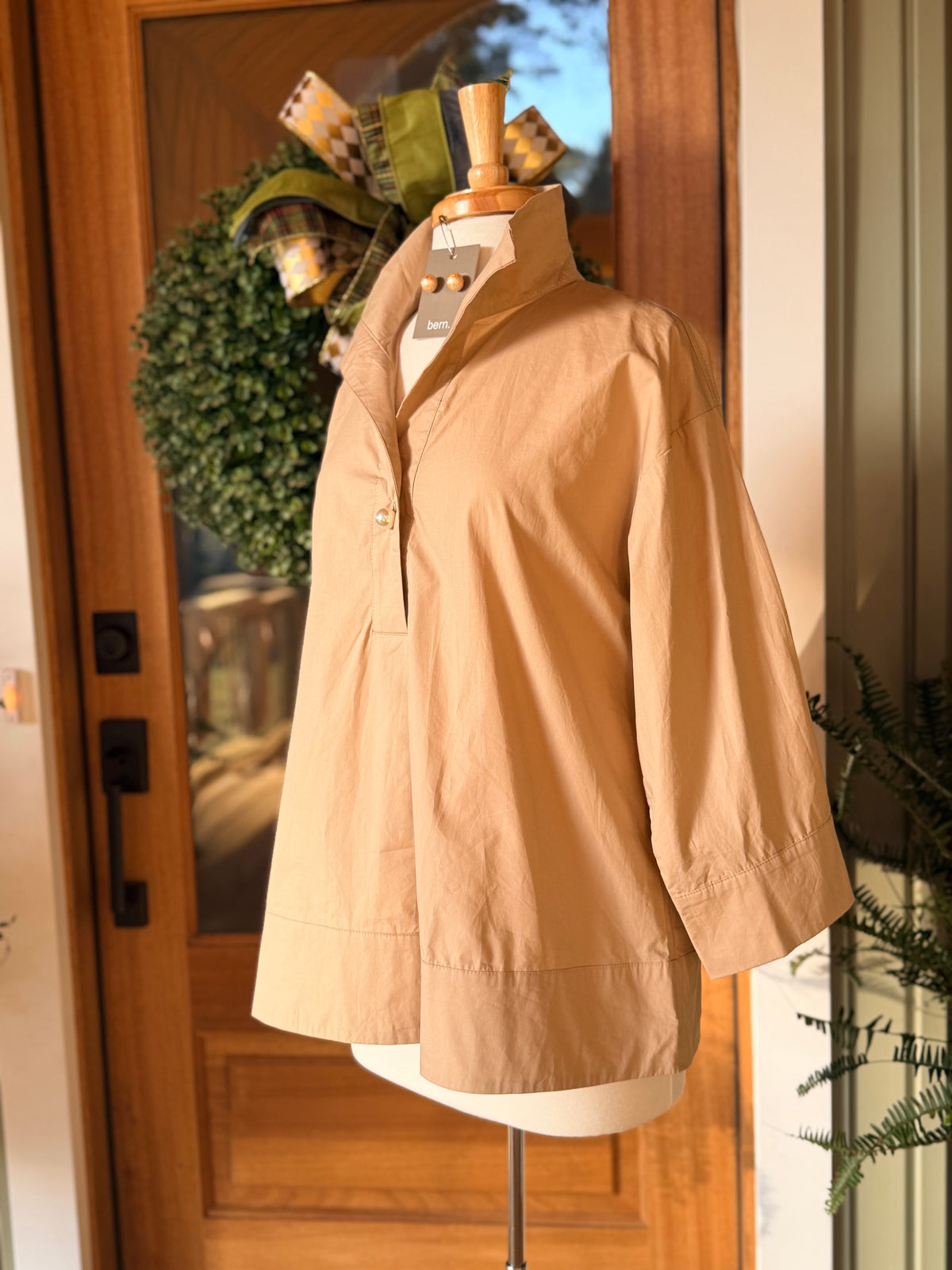 The Polished Ease Top