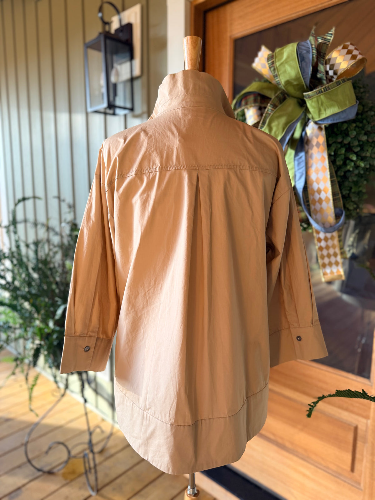 The Polished Ease Top