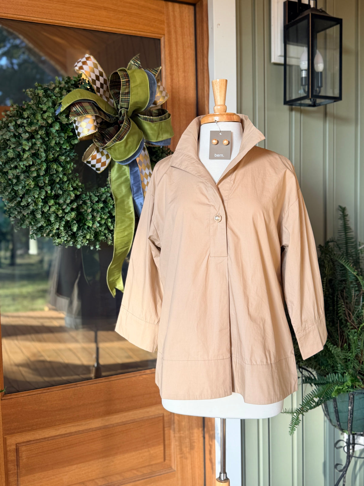 The Polished Ease Top