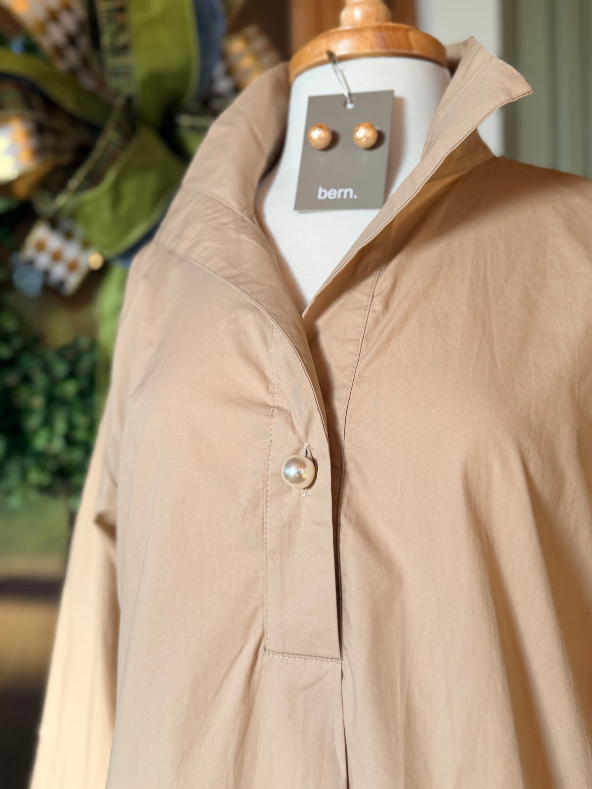 The Polished Ease Top