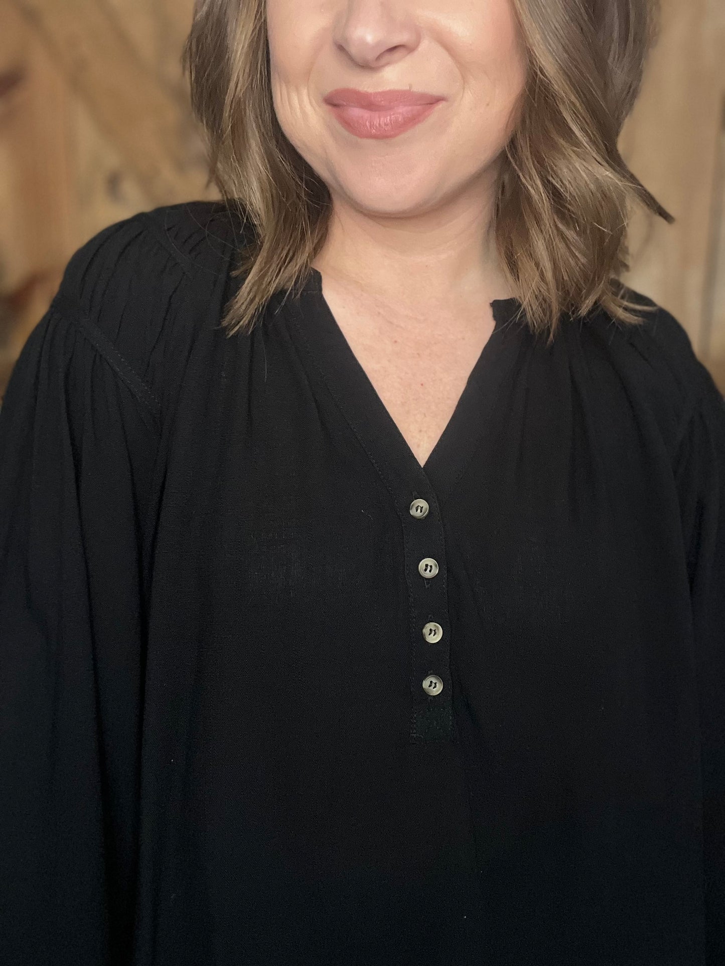 Simple Elegance Top - Black