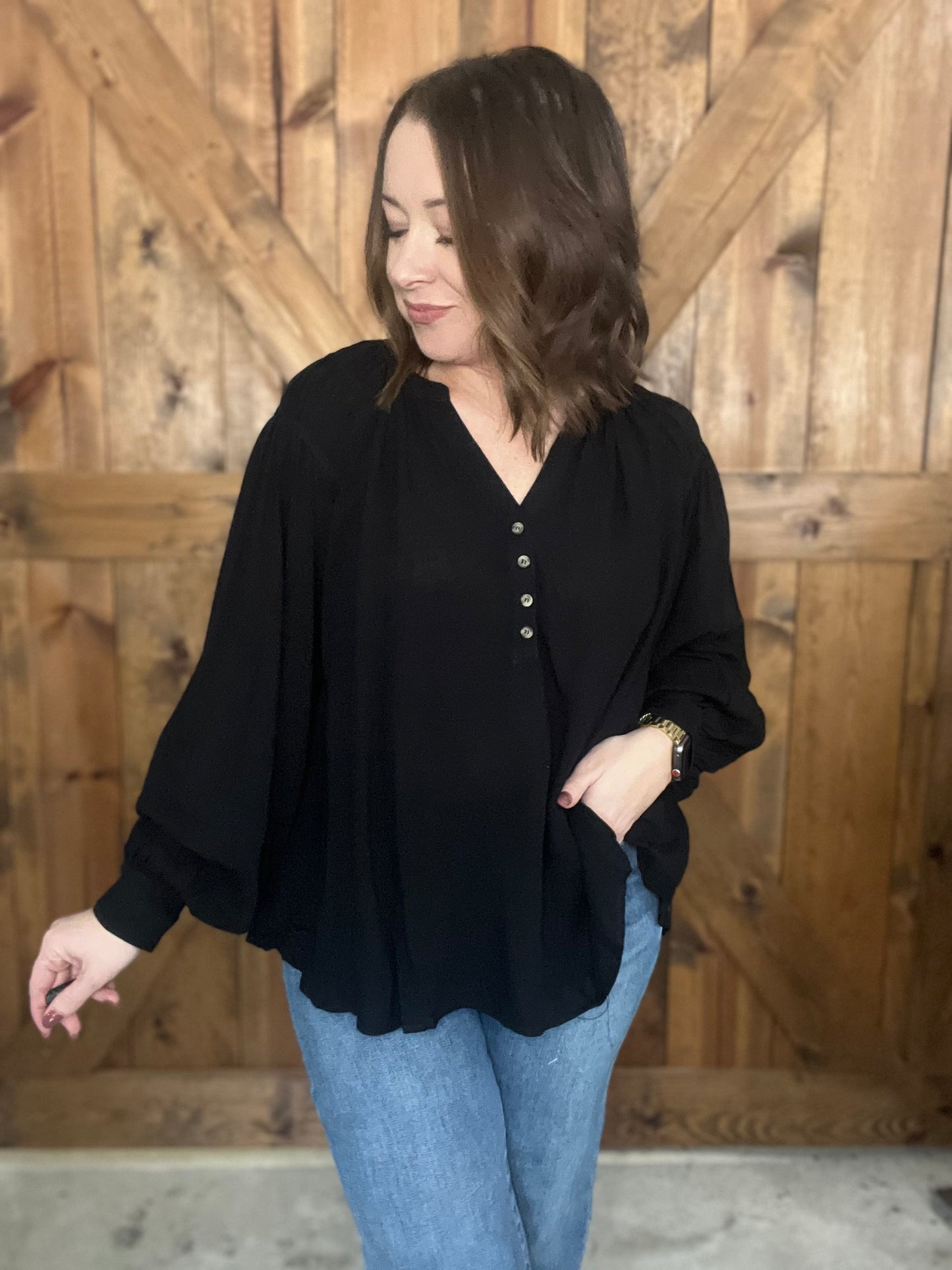 Simple Elegance Top - Black