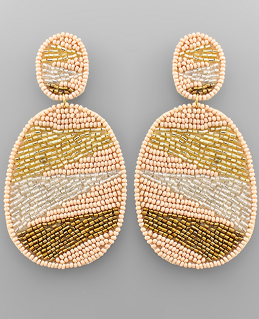 Oval Beige/Gold Earrings