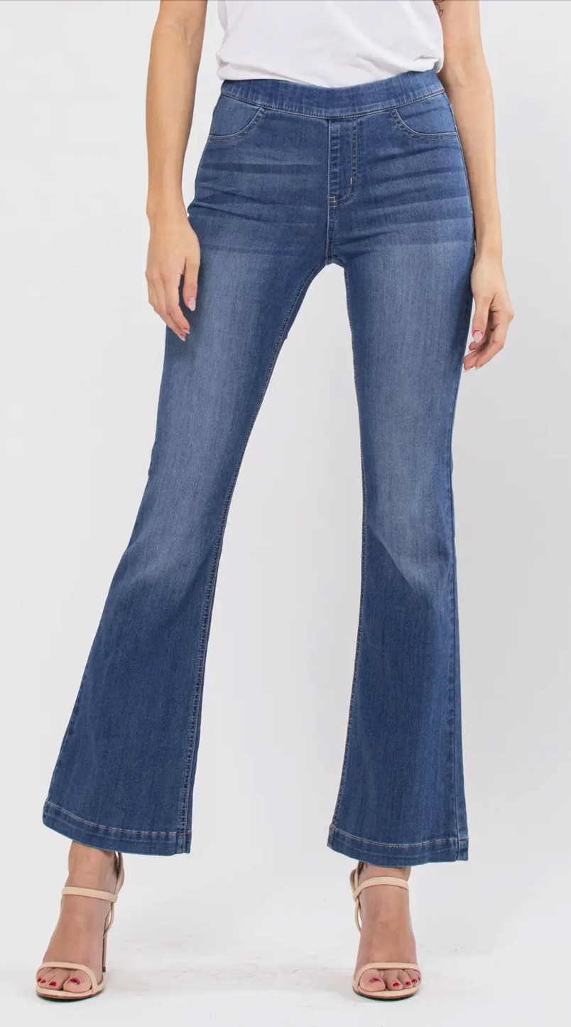 Cello Medium Wash Flares Petite - 30"