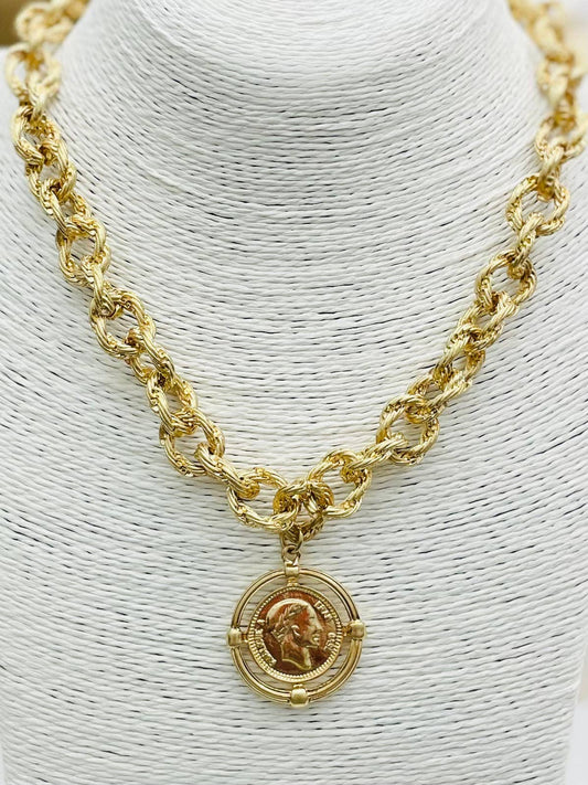 Twisted Link Coin Necklace (matte gold)